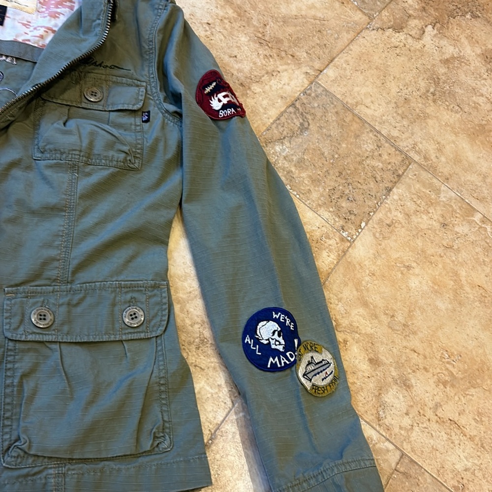 Jacket - Picture 3 of 5